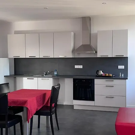 Logis Ancien Grand Seminaire * Saint-Flour (Cantal)