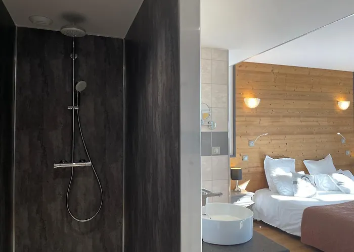 Hotel Logis Ancien Grand Seminaire *